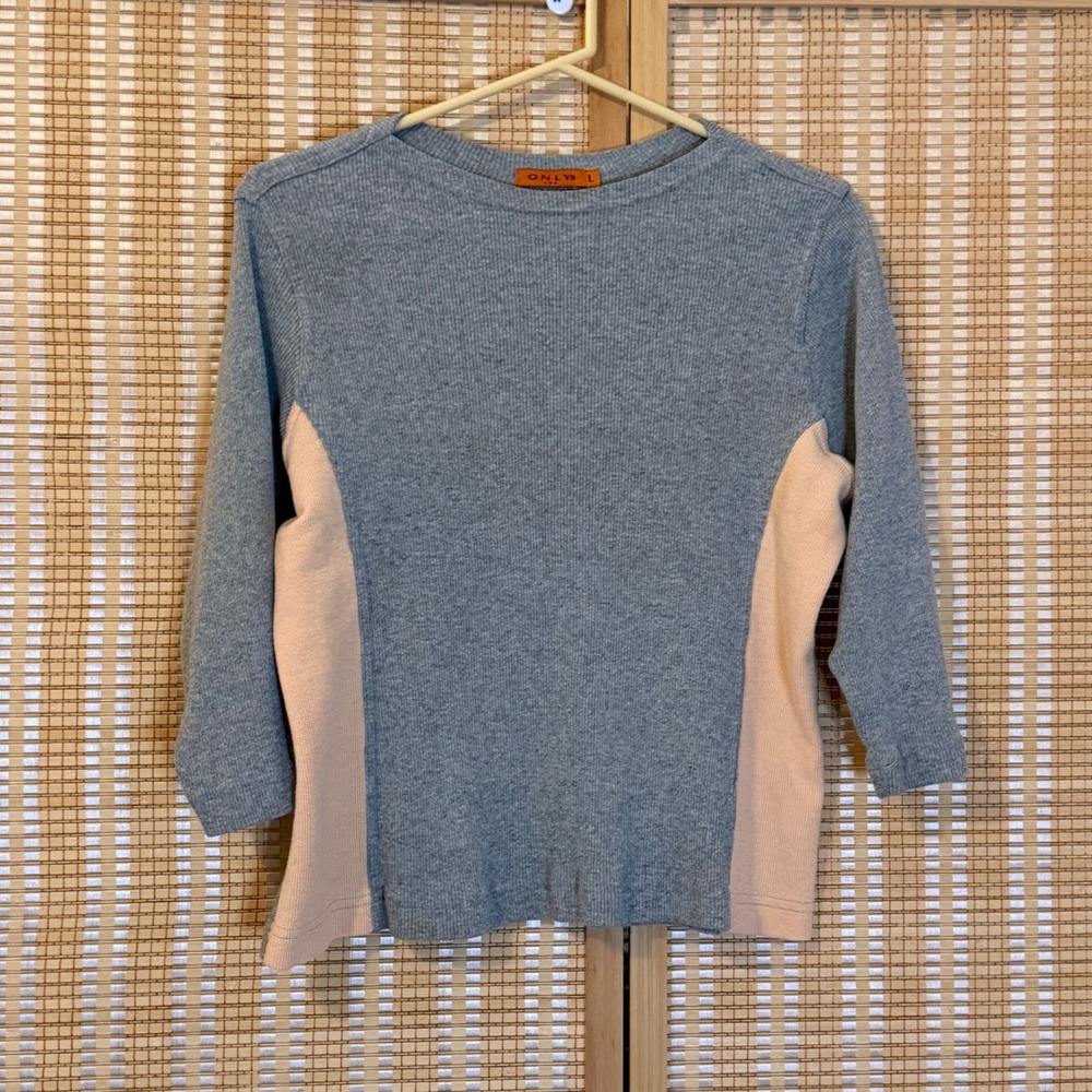 ONLY‎ USA Grey Peach Ribbed Knit 3/4 Sleeve Colorblock Top Womens L Activewear